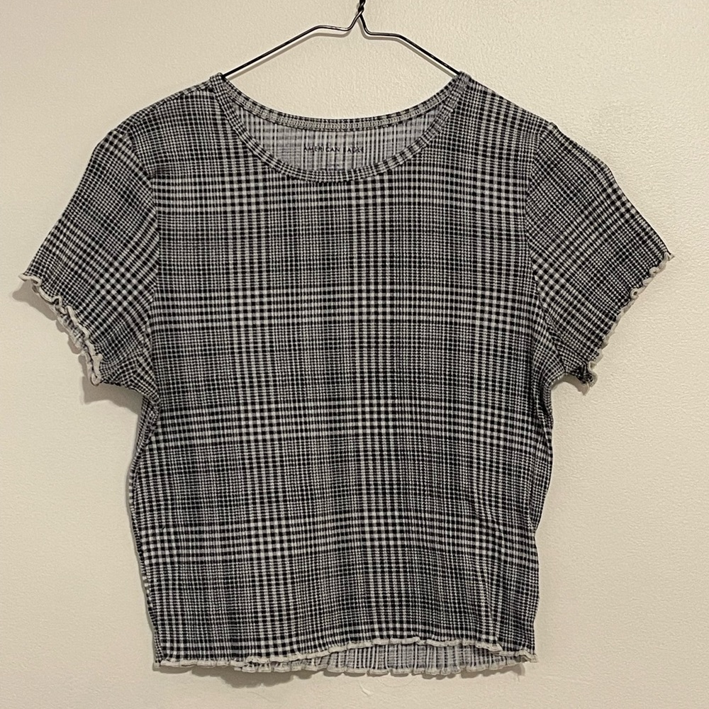 American eagle black and white cropped tee